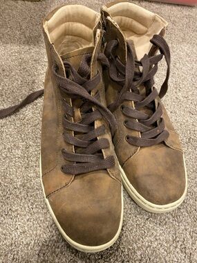 Women’s Suede Brown High-Top Casual Sneakers
